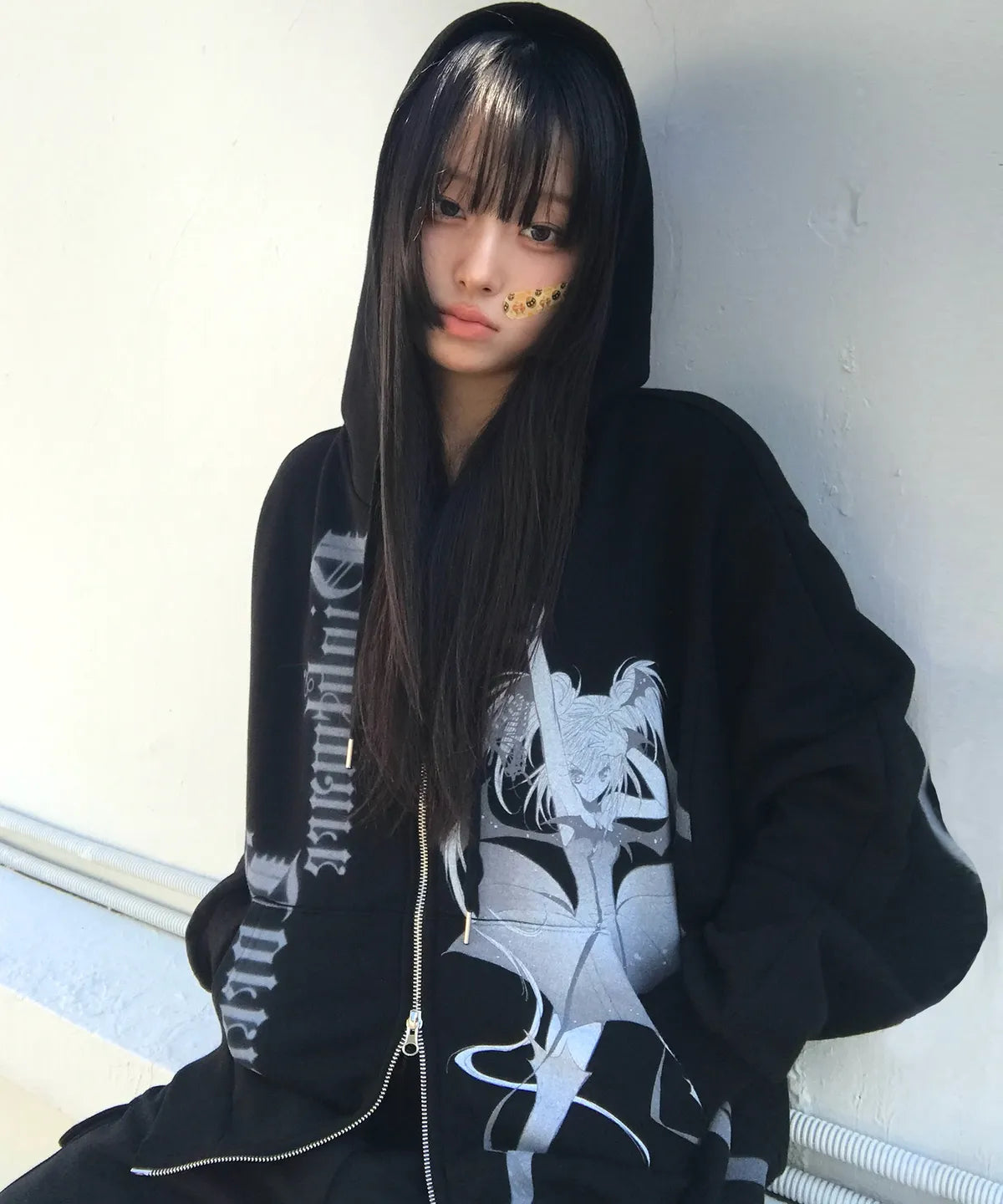 [LUVISTRUE X SHUGO CHARA!] HOOD ZIPUP LUVISTRUE  DKshop