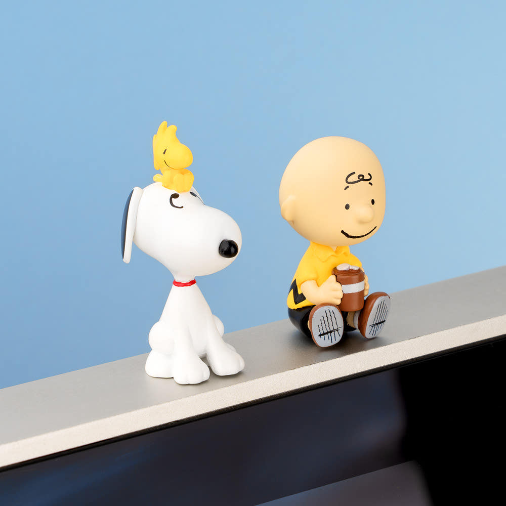ROYCHE Peanuts Snoopy Monitor Figure ROYCHE  DKshop
