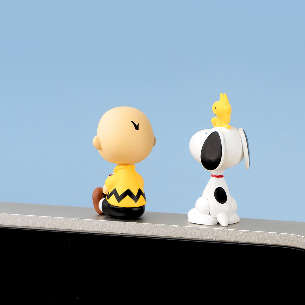 ROYCHE Peanuts Snoopy Monitor Figure ROYCHE  DKshop