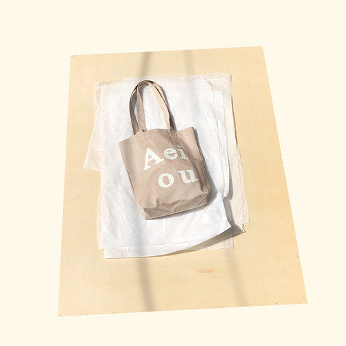 Aeiou Logo Bag (Cotton 100%) Soybean milk Aeiou  DKshop