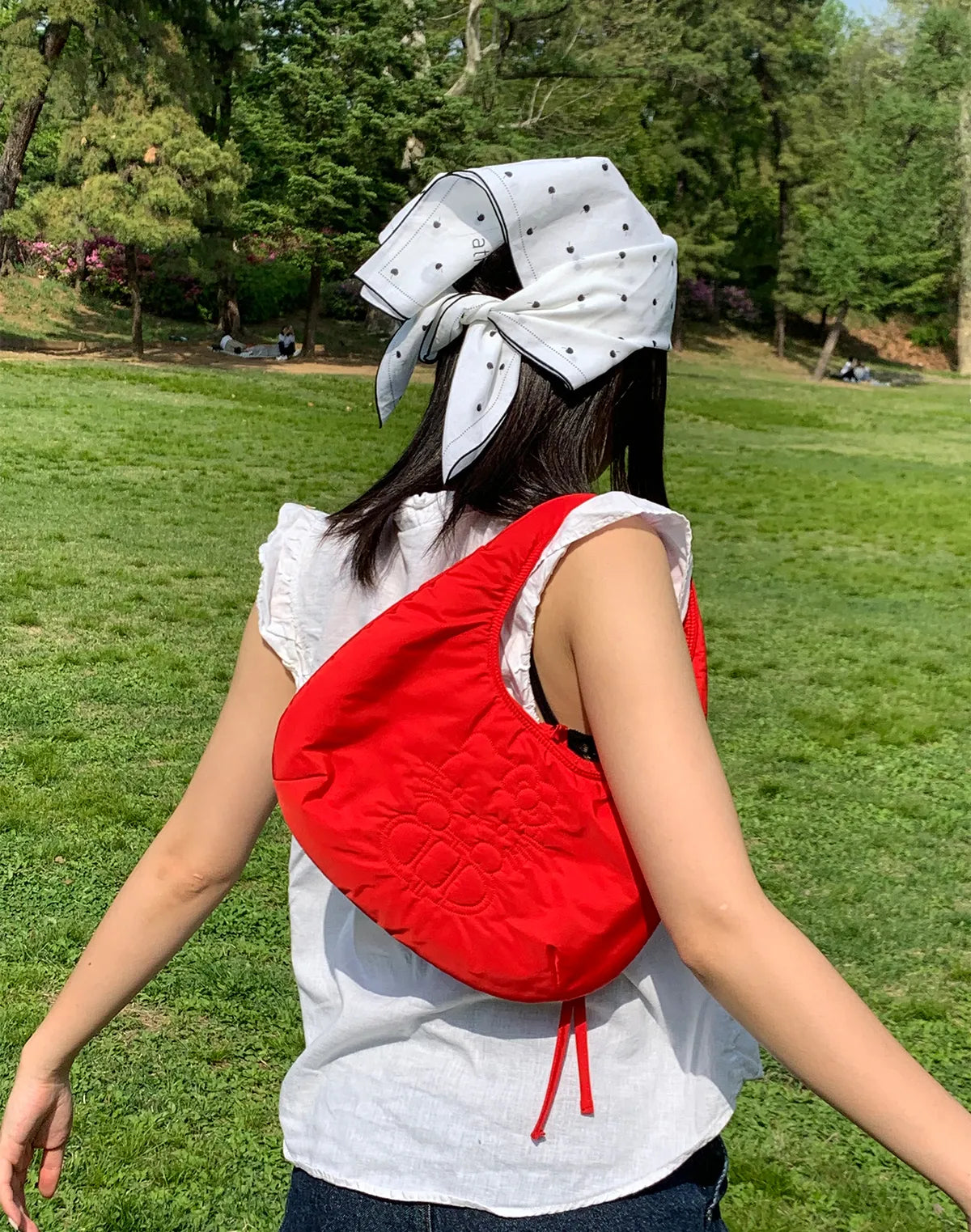 [ATHE VANESSABRUNO X Hello Kitty] Red Kitty Embroidered Shoulder Bag ATHE VANESSABRUNO  DKshop
