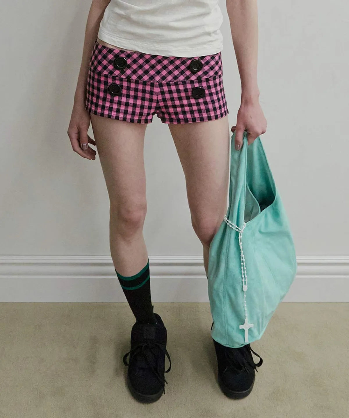 SCULPTOR New Emo Gingham Micro Shorts (ILLIT Moka WEAR) SCULPTOR  DKshop