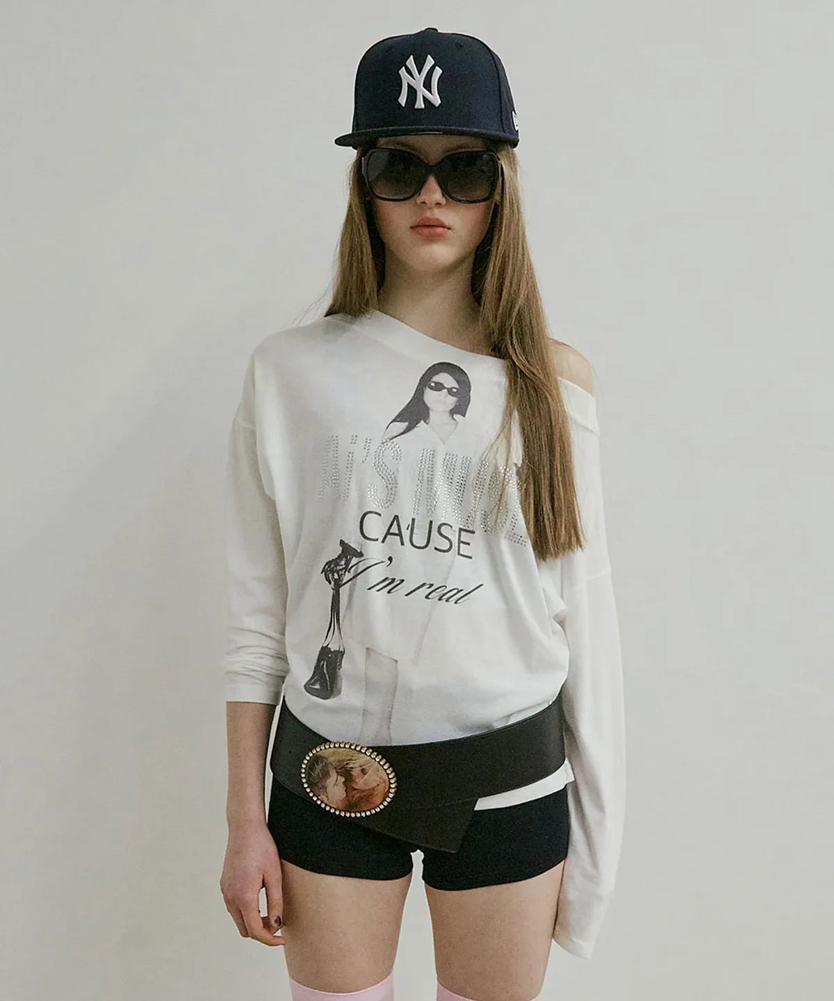 SCULPTOR Urban Muse Tee (ILLIT Wonhee WEAR) SCULPTOR  DKshop