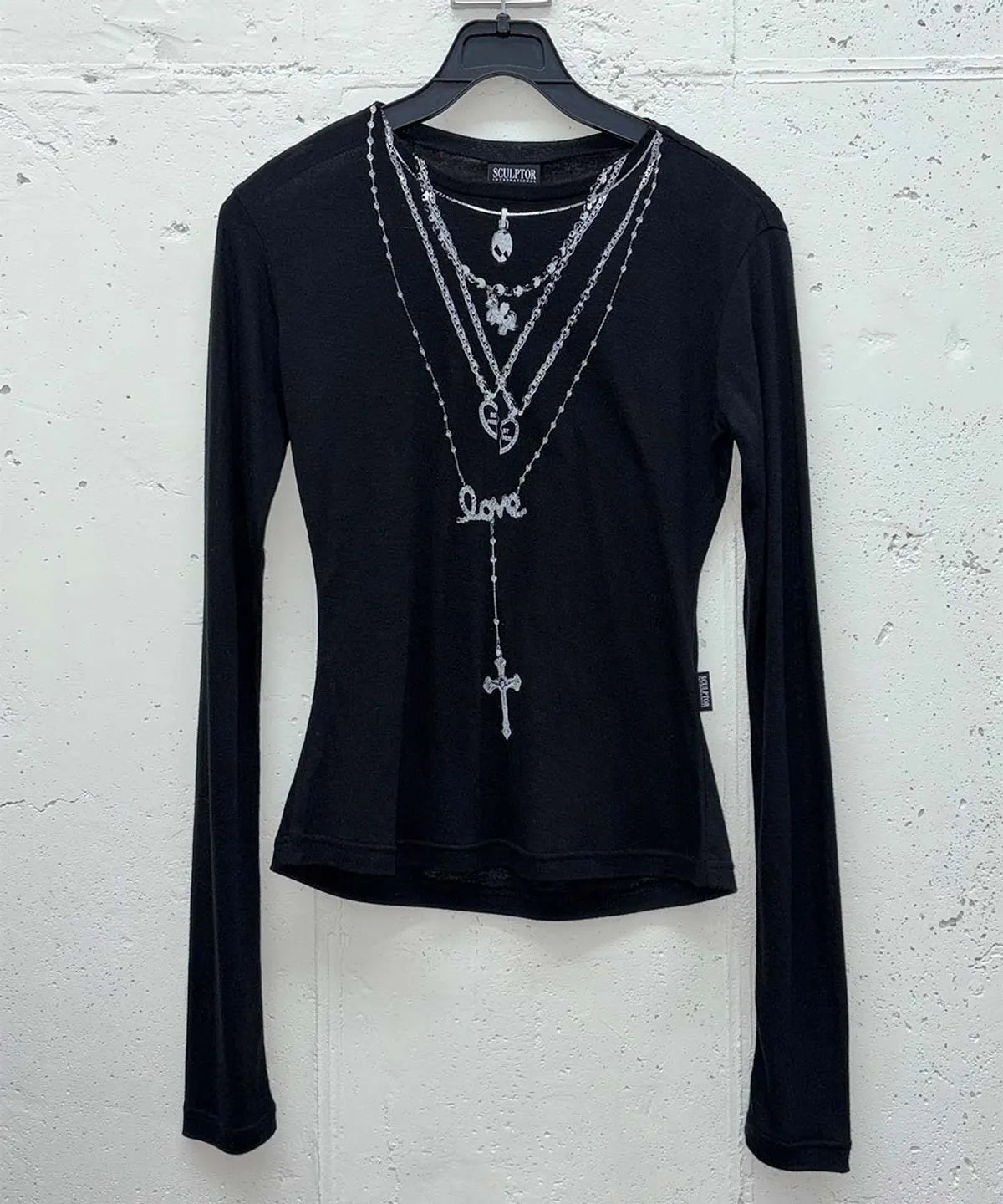 SCULPTOR Faux Necklace Tee (ITZY YUNA, YEJI WEAR) SCULPTOR  DKshop