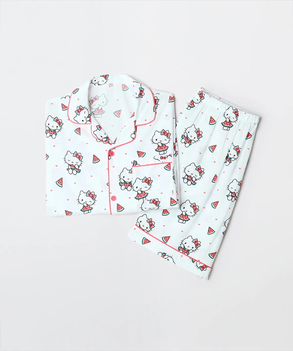 [SPAO X Sanrio] Half Sleeve Pajama Set SPAO  DKshop