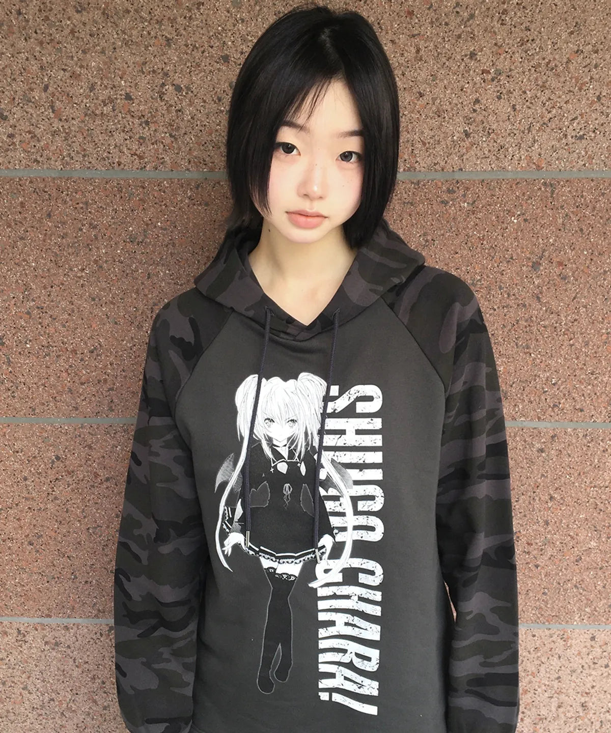 [LUVISTRUE X SHUGO CHARA!] RAGLAN HOODY LUVISTRUE  DKshop