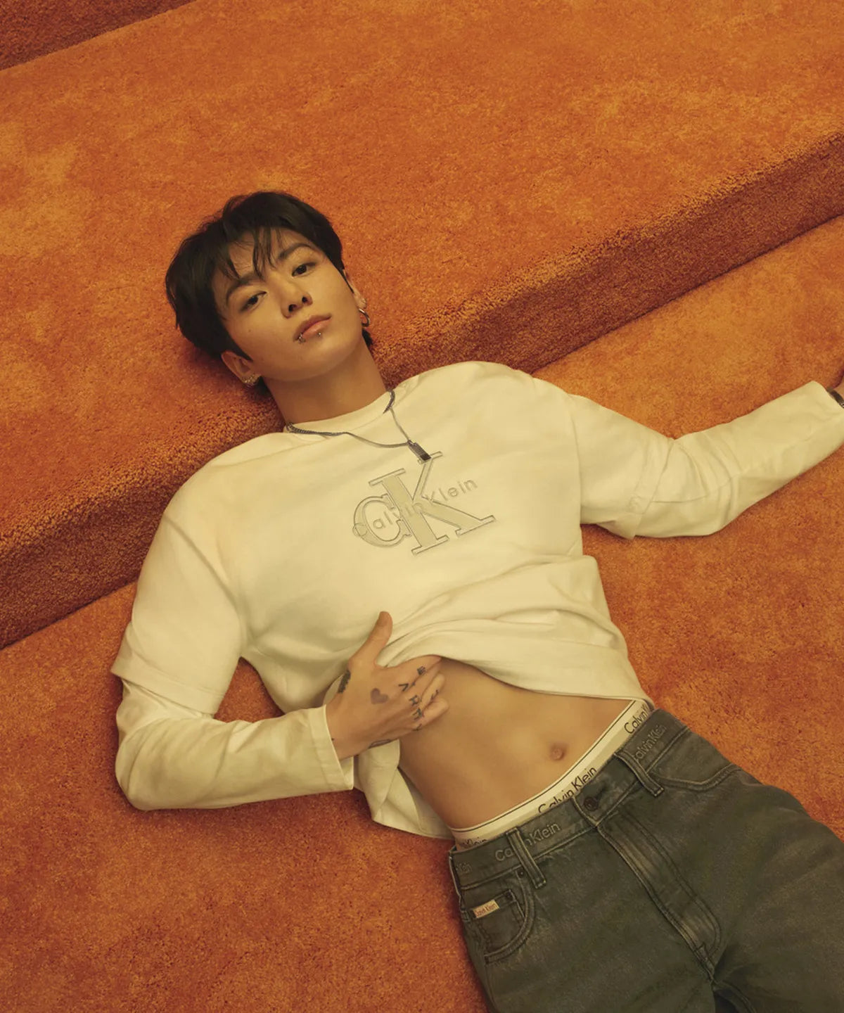 [JUNGKOOK PICK] Calvin Klein Elevated Monogram Short Sleeve T-Shirt 4RF819G YAF BTS  DKshop