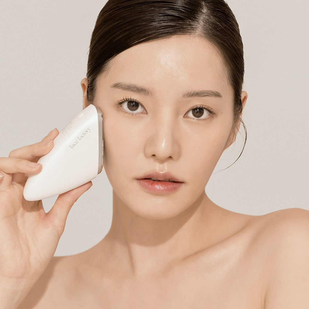 [PEANUTS EDITION] face factory Cell Liner (3-Mode LED Firming Device) face factory  DKshop