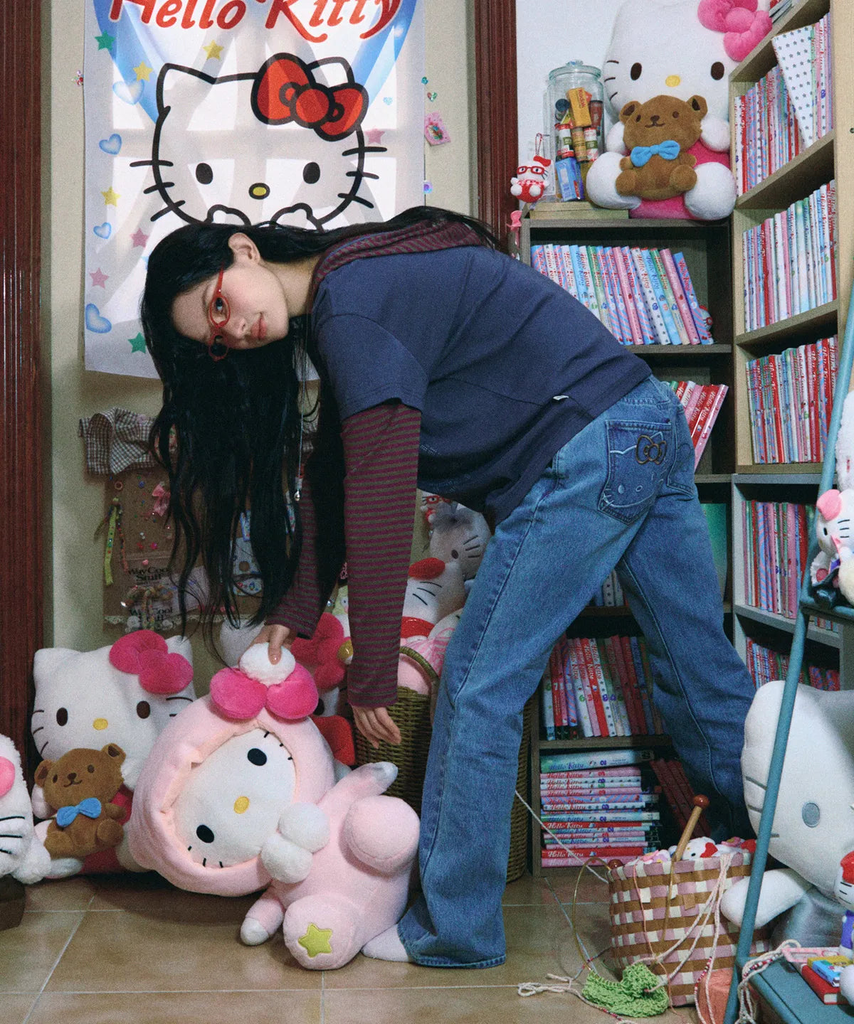 [aeae X Hello Kitty] FLARE DENIM PANTS (ILLIT MINJU WEAR) aeae  DKshop