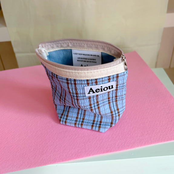 Aeiou Basic Pouch (M size) Evening Rain Check Aeiou  DKshop