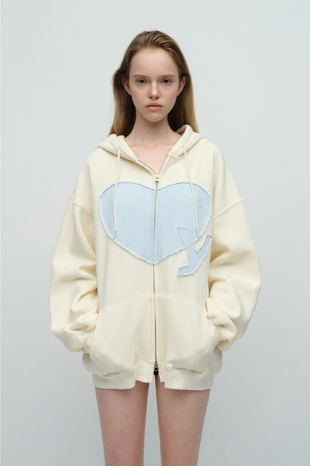 [THEOHYOU] 2nd Y Heart Hood Zip-Up Black (MEOVV Anna Wear) THEOHYOU  DKshop