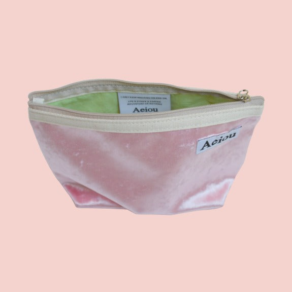 Aeiou Basic Pouch (L size) Velvet Pink Flower Aeiou  DKshop
