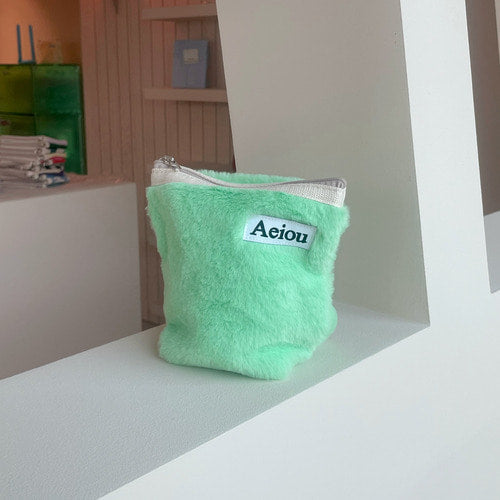 Aeiou Basic Pouch (M size) Fur Mint Green Aeiou  DKshop