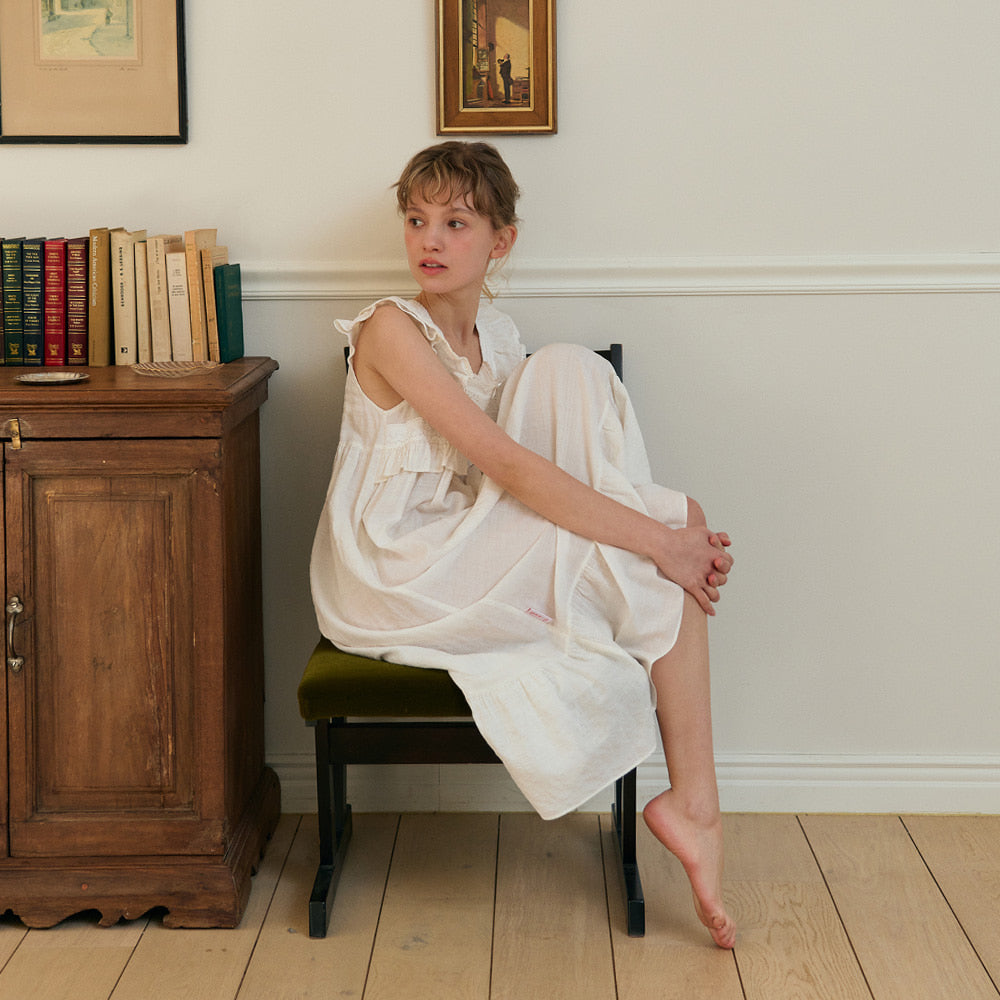 [ULLALA] Ebony Cream Sleeveless Nightgown Pajama ULLALA  DKshop