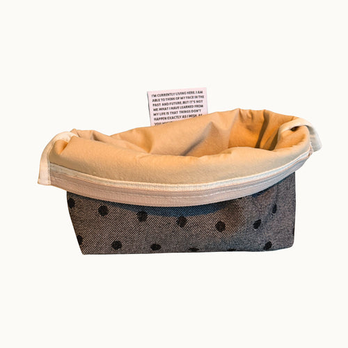 Aeiou Basic Pouch (L size) Dot and Black Jean Aeiou  DKshop
