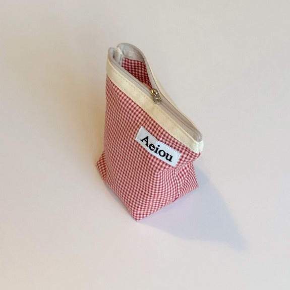Aeiou Basic Pouch (M size) Red Candy Check Aeiou  DKshop