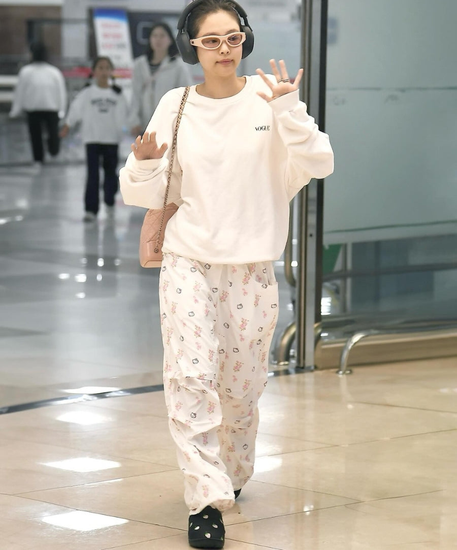 [OPEN YY] Hello Kitty Parachute Pants White (BLACKPINK Jennie Wear) OPEN YY  DKshop