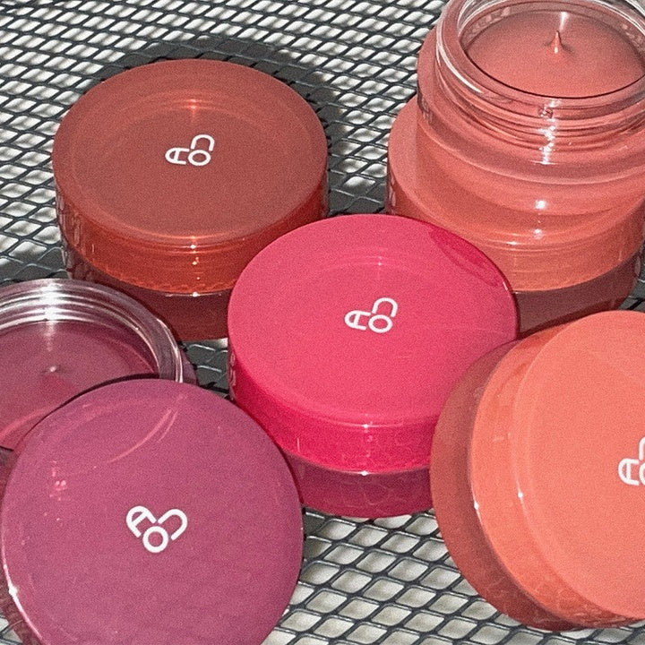 AOU PLOOFY MATTE BALM