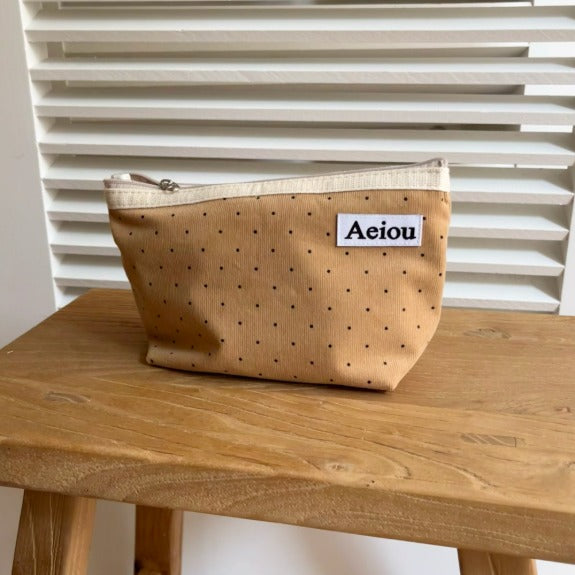 Aeiou Basic Pouch (L size) Little Dot Cafe Latte Aeiou  DKshop
