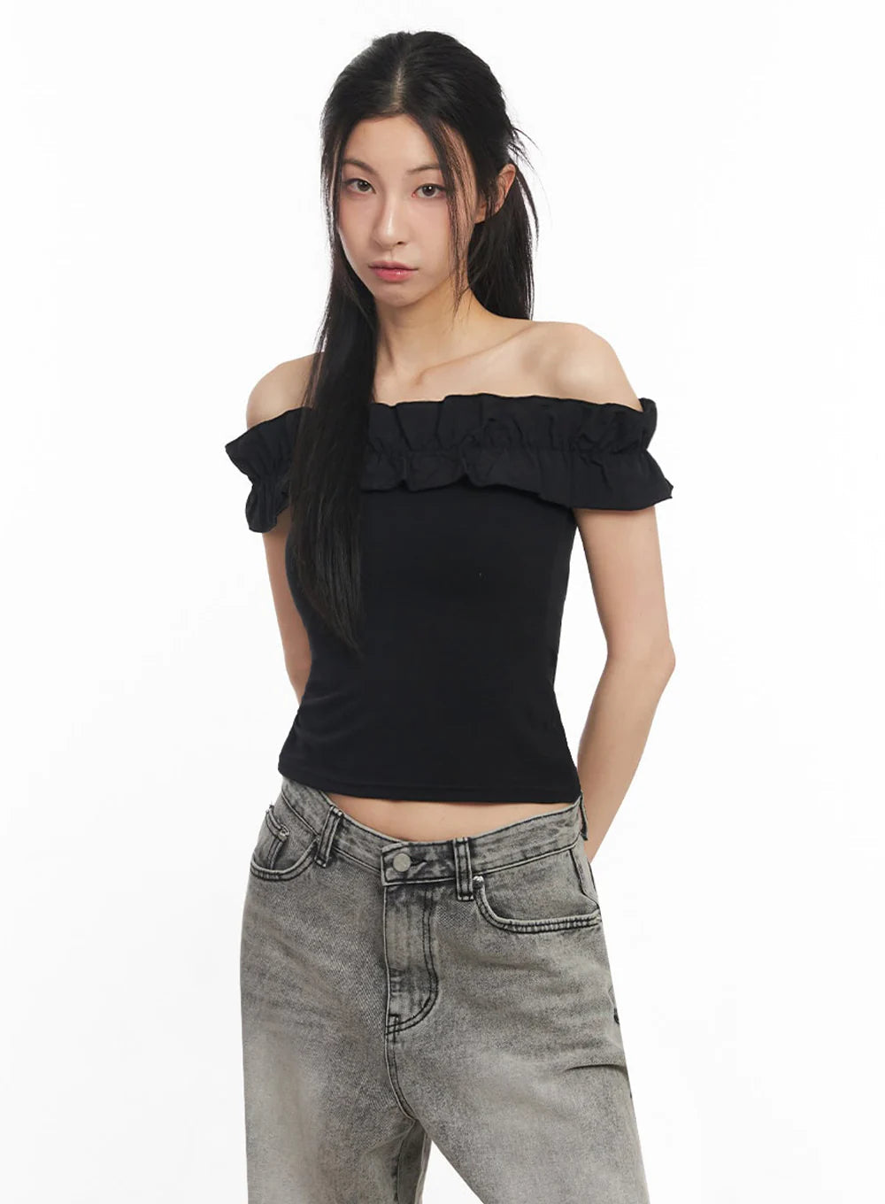 LEWKIN Frill Off-Shoulder Crop Top LEWKIN  DKshop