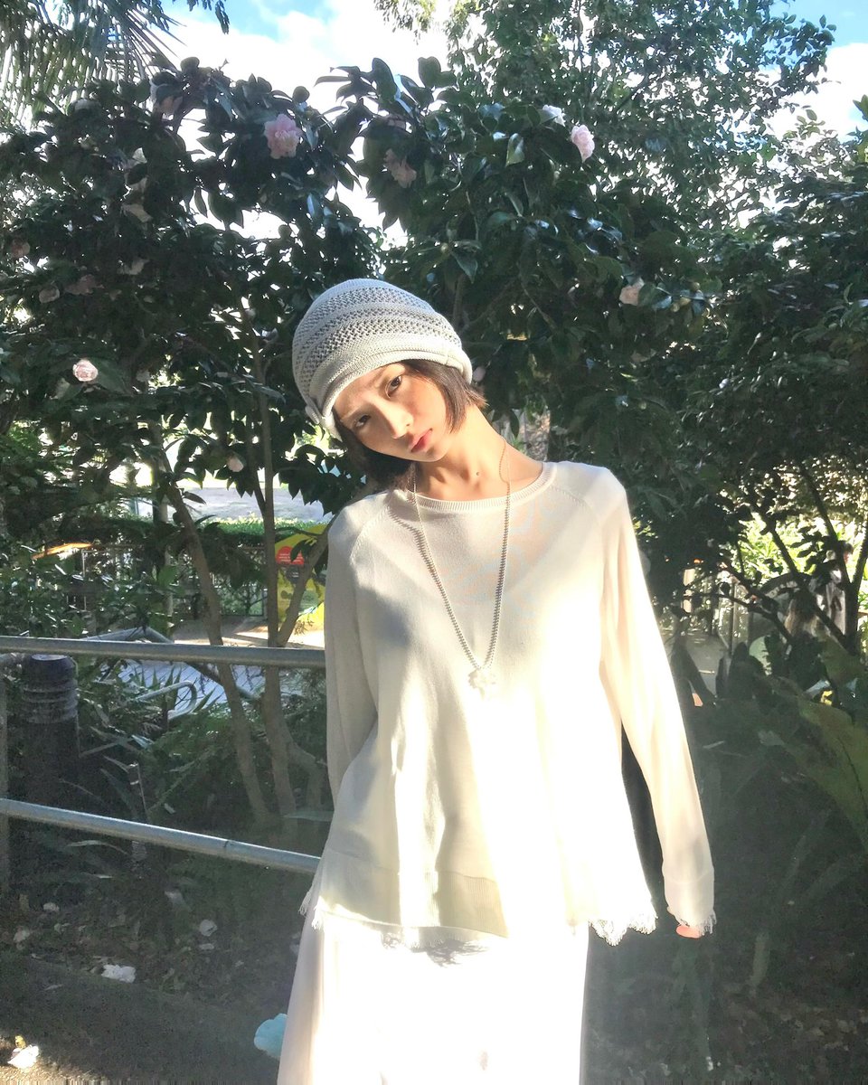HUGYOURSKIN Button Skashi Knit Beanie (IVE REI Wear) HUGYOURSKIN  DKshop