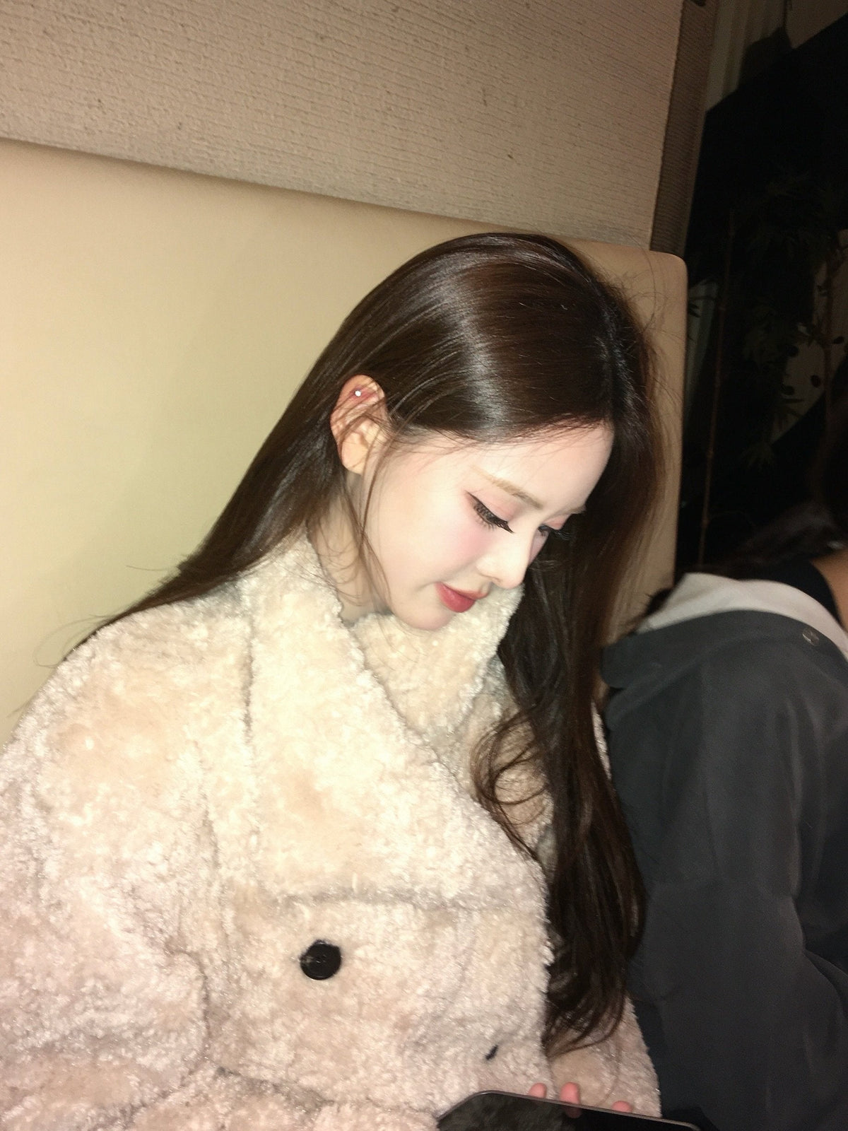 [Letter From moon] Siphone Double Button Fur Jacket (izna Bang Jeemin wear) LETTER FROM MOON  DKshop