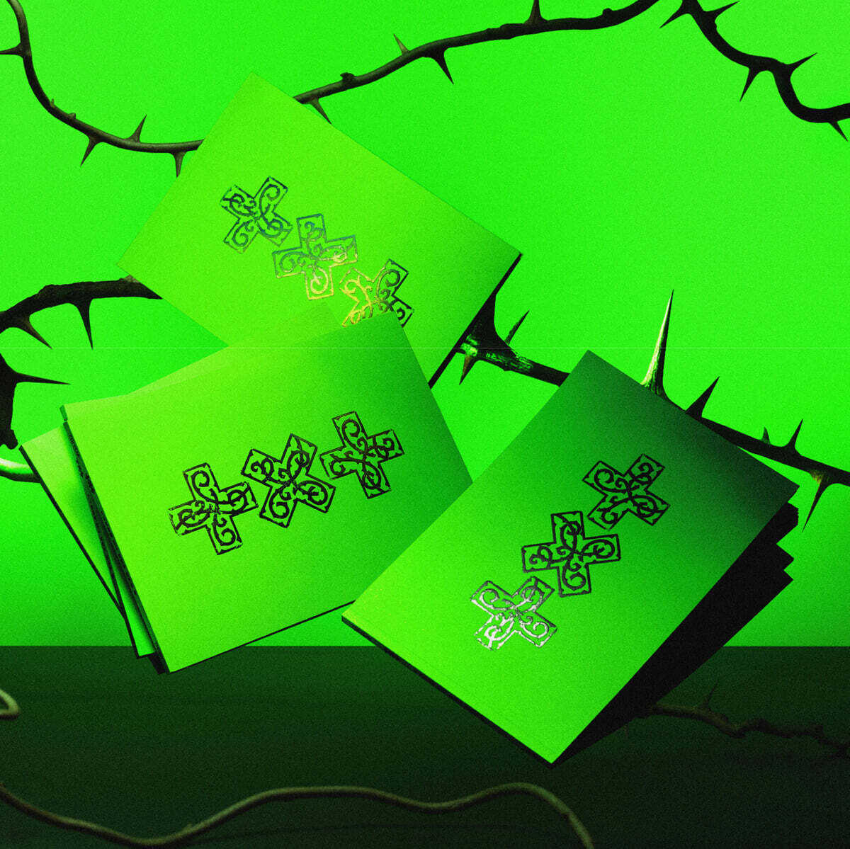 [PRE-ORDER] TOMORROW X TOGETHER - 8th Mini Album A MOMENT OF STILLNESS IN THE THORNS (THORN Ver.) TOMORROW X TOGETHER  DKshop