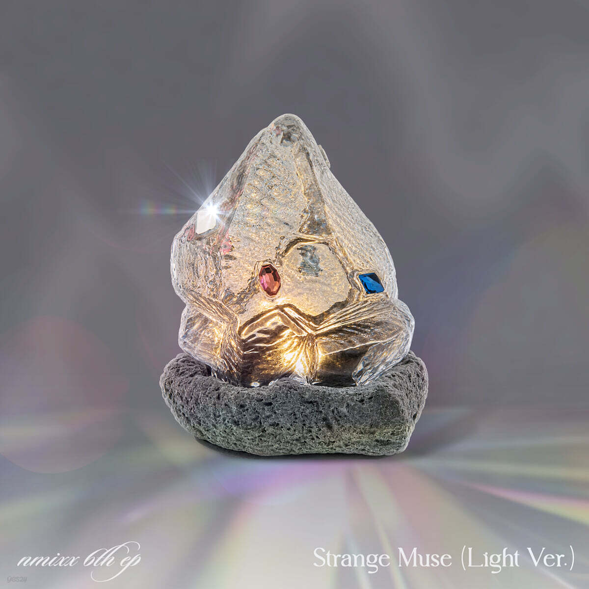 [PRE-ORDER] NMIXX - 6th Mini Album Strange Muse (Light Ver.) NMIXX  DKshop