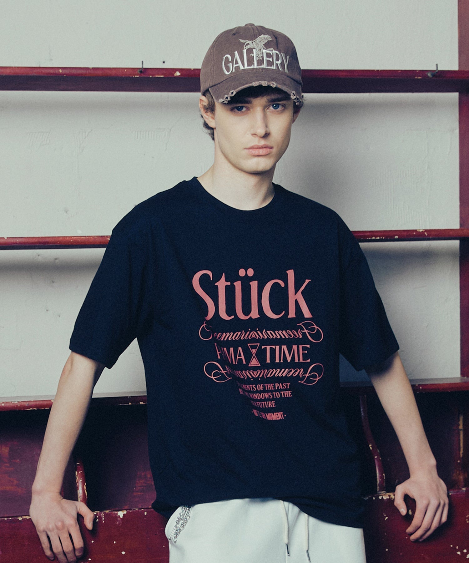 FREEMARIO Hourglass T-Shirt (BND WOONHAK Wear) FREEMARIO  DKshop