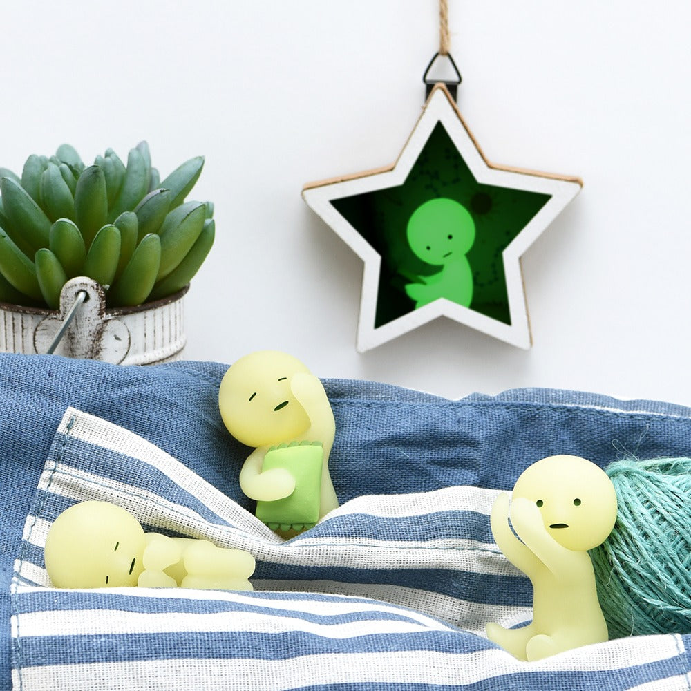 [Dreams Korea] Smiski Bed Series (RANDOM) SMISKI  DKshop