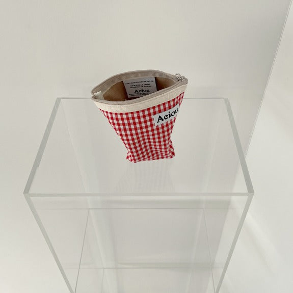 Aeiou Basic Pouch (M size) Red Ginghamcheck Aeiou  DKshop