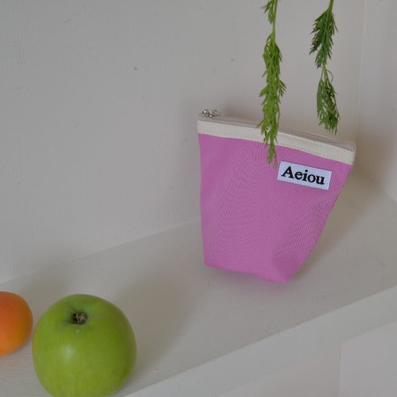 Aeiou Basic Pouch (M size) Cosmos Pink