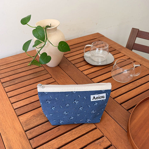 Aeiou Basic Pouch (L size) Blue Rose Veil Aeiou  DKshop