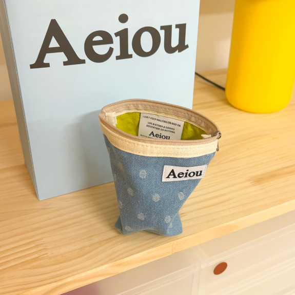 Aeiou Basic Pouch (M size) Bubble Jean Aeiou  DKshop