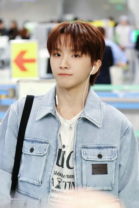 FREEMARIO Hourglass T-Shirt (BND WOONHAK Wear) FREEMARIO  DKshop