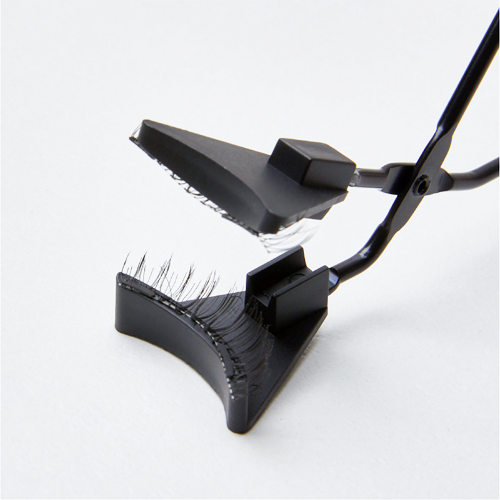 GLASH Magnetic Eyelash Applicator GLASH  DKshop