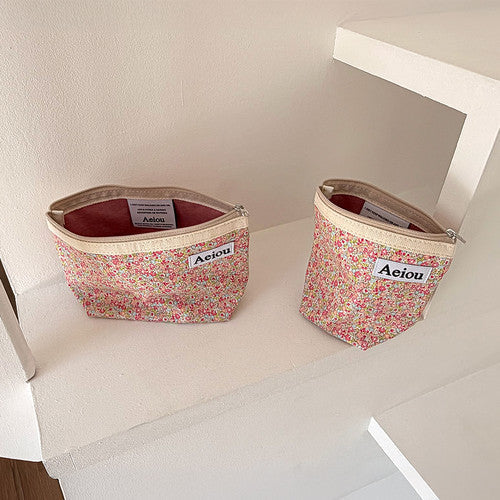 Aeiou Basic Pouch (M size) Flower Garden Aeiou  DKshop