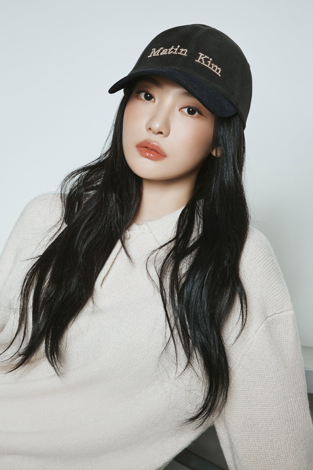 Matin Kim CLASSIC LOGO CORDUROY BRIM BALL CAP (aespa ningning WEAR) Matin Kim  DKshop