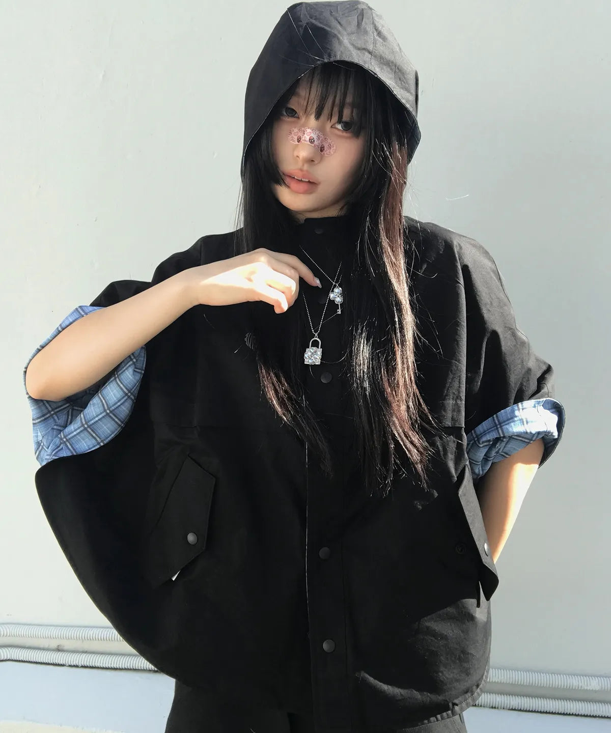 [LUVISTRUE X SHUGO CHARA!] CHECK CAPE BLUE LUVISTRUE  DKshop