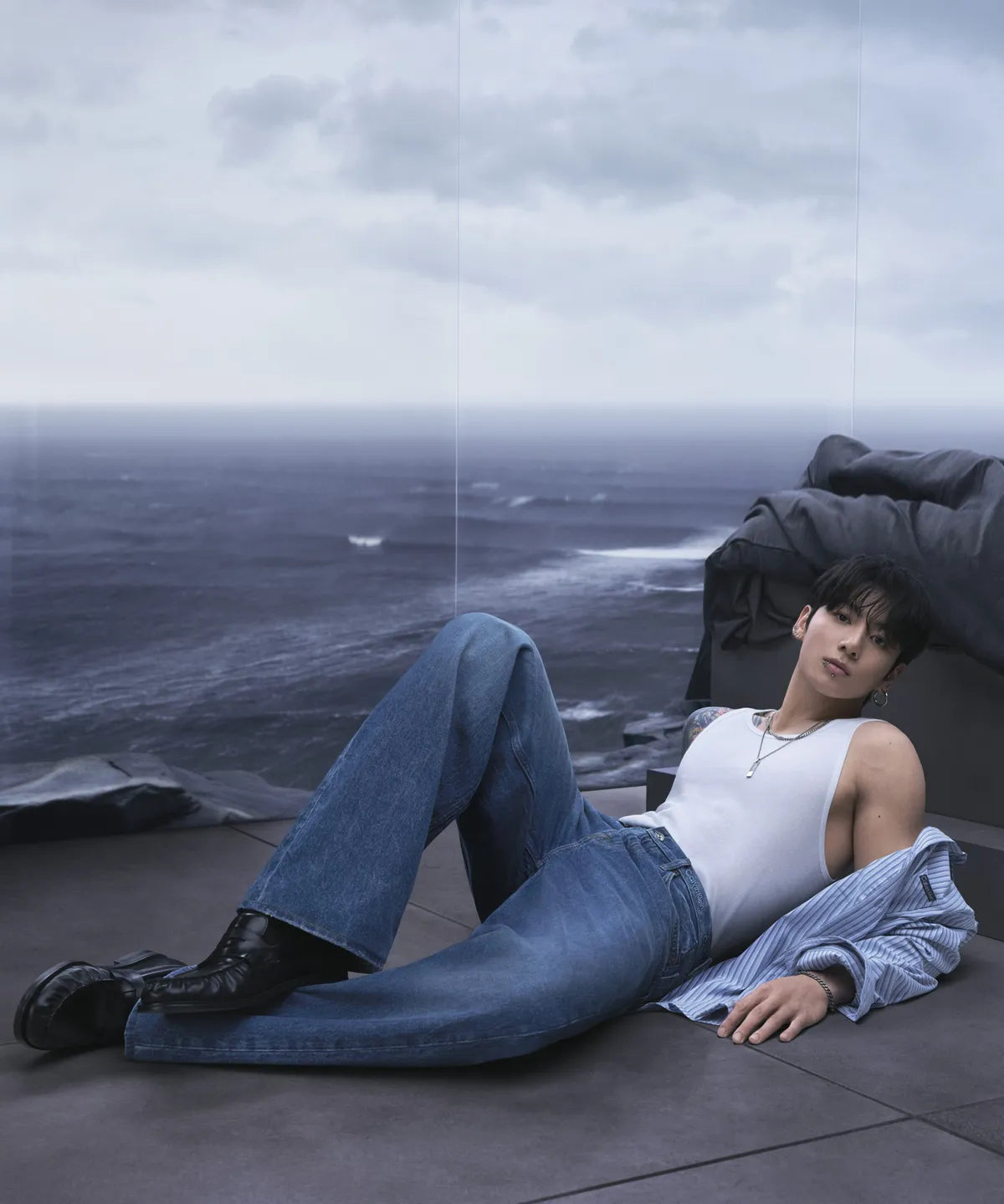 [JUNGKOOK PICK] Calvin Klein Baggy Fit Jeans 4RF799G XB0 Calvin Klein  DKshop