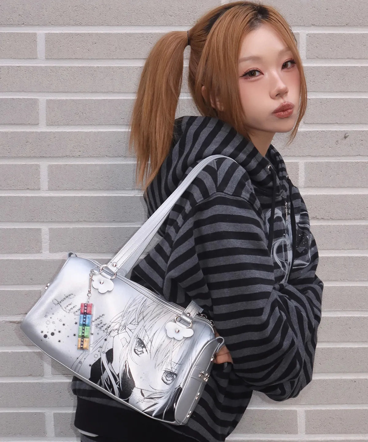 [LUVISTRUE X SHUGO CHARA!] SHOULDER BAG SILVER LUVISTRUE  DKshop