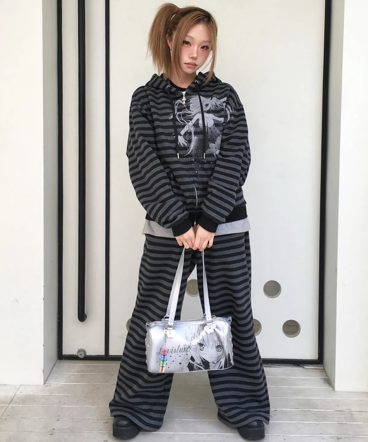 [LUVISTRUE X SHUGO CHARA!] STRIPE SWEATPANTS LUVISTRUE  DKshop