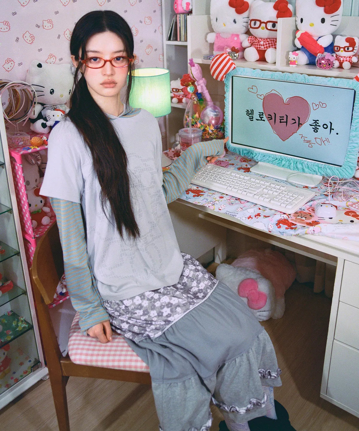 [aeae X Hello Kitty] LAYERED HOODIE (ILLIT MINJU WEAR) aeae  DKshop