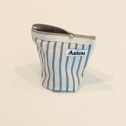 Aeiou Basic Pouch (M size) Cotton Gray Line Aeiou  DKshop