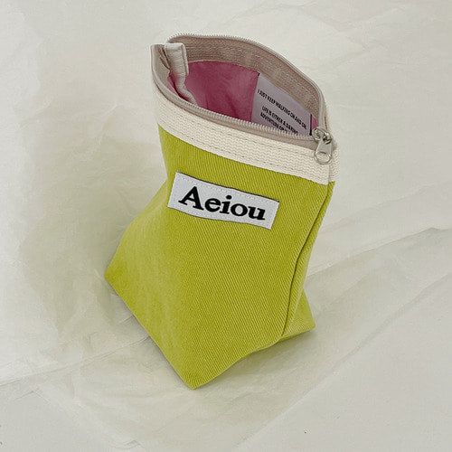 Aeiou Basic Pouch (M size) Guava green Aeiou  DKshop