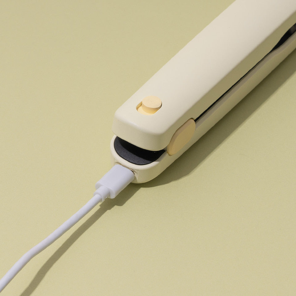 ROYCHE Miffy Wireless Mini Flat Iron ROYCHE  DKshop