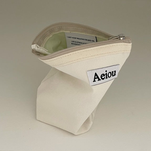 Aeiou Basic Pouch (M size) Snowberry Aeiou  DKshop